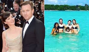 Family style with ewan mcgregor. Ewan Mcgregor S Ex Wife Shares Family Snap After First New Year Apart