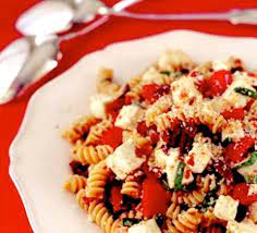 All reviews for quick italian pasta salad. Recipe Barefoot Contessa Pasta Salad With Sun Dried Tomatoes Using Mozzarella And Olives Recipelink Com