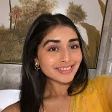 I am excited to share that I am starting a new position as a Gallery  Assistant at Tara Downs Gallery!