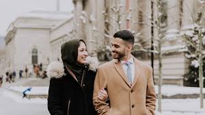 Muslim dating sites are proliferating online because they offer more control over the process. Beyond Tinder How Muslim Millennials Are Looking For Love Cnet