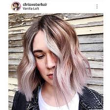 Amber Heard: Mit Valentino Robe und Badekappe: imSalon.at