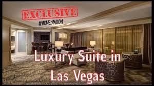 Las Vegas Luxury Room Tour Of Mandalay Bay Media Suite Youtube
