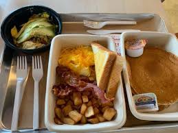 Review Hat Creek Burger Company Worth The Try The Red Ledger