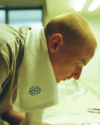 DEAN ROPER Acid T shirt Col: Various NY在住のハンドメイドセラミックアーティストDean RoperによるAcid  T shirtをオンラインにアップしました。 全てDean Roperによるハンドプリントとなります。  全て古着ボディで、サイズ感も全て異なる一点ものです。 “upcycled ...