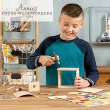 Blue wood dye diy easy wood projects for scouts. How To Build A Wooden Chest