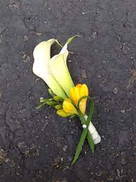 Mini Calla Lilly And Yellow Freesias Boutonniere Can Also Invert The Colors To Yellow Call Yellow Wedding Bouquet White Bridal Flowers Flower Bouquet Wedding