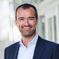 Carly Diskin's Instagram, Twitter & Facebook