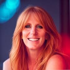 Alice Ohanesian's Instagram, Twitter & Facebook