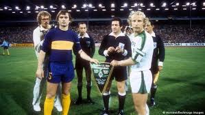 Germany's defender robin gosens collides with france's defender benjamin pavard. Deutsche Erfolge Bei Klub Wm Und Weltpokal Alle Multimedialen Inhalte Der Deutschen Welle Dw 11 02 2021