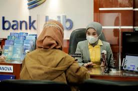 Syaratnya mudah, cukup membawa ktp, buku tabungan, dan kartu atm lama. Pastikan Likuiditas Lancar Di Bulan Ramadhan Dan Idulfitri Bank Bjb Siapkan Rp15 1 Triliun Galamedia News