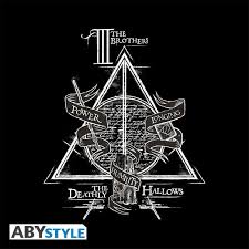 Rowling et constitue le cinquième volet de la série de films harry potter. Shopforgeek Harry Potter Reliques De La Mort T Shirt Femme L 3665361014218 Harry Potter T Shirt 19 99