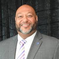 Brian Saunders's Instagram, Twitter & Facebook