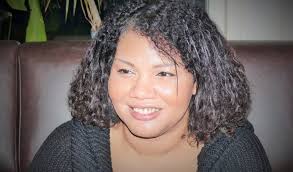 Sherry Thiesky helpt kindjes met school-traktaties