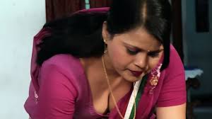 Nandini Aunty Romance Chaude Avec Le Propriétaire De La Maison Presse  Nombril Presse Hanche Romance Dure 💕💕💕 - EPORNER