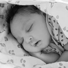 Roslyn James (@roslynojames) • Instagram photos and videos