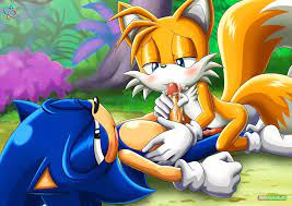 Tails giving Sonic a blowjob (Reardeliveries) | Scrolller
