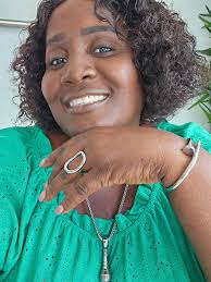 Rocking jewelry from my @dmg_brand go Www.donnagowe.co to purchase we ship  internationally 🇺🇸🇺🇸