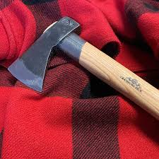 The small swedish smithy, gränsfors bruks, has gone back to the original principle of hand production with the aim of putting on the market a sound, longlasting product. Gransfors Bruks Outdoors Axe