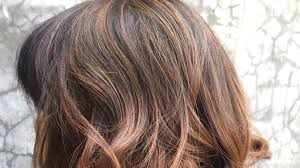 blproducts title=beli cat rambut warna burgundy di sini ids=fwsshn. Warnai Rambut Tanpa Bleaching Begini Caranya