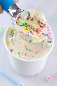 Cake Batter Frozen Yogurt In 5 Minutes No Machine Gemma S Bigger Bolder Baking Recipe Frozen Yogurt Recipes Easy Frozen Yogurt Yogurt Recipes