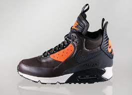 Founded a year later in 1972, nike have a long and esteemed history of creating functional yet stylish streetwear. Buy Online Nike Air Max 90 Sneakerboot Winter In Velvet Brown Black Hyper Crimson Asphaltgold