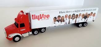 Hy Vee Food Stores Iowa 2001 Ertl 1 64 Diecast Truck White Gmc Aero Trailer Nib Diecast Trucks Ertl Diecast