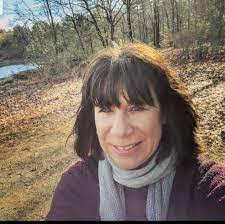 April Deaver's Instagram, Twitter & Facebook