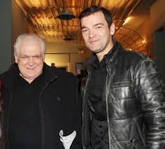 Μετάβαση στην πλοήγηση πήδηση στην αναζήτηση. K Kazakos H Syzygos Moy Einai To Sthrigma Moy Dexthke Polemo Star Gr