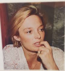 Liz Edmonds's Instagram, Twitter & Facebook