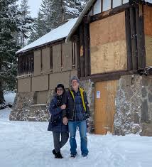 An Oregon couple's campaign to restore the Santiam Pass Ski Lodge is rooted  in happy memories