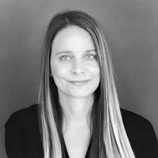 Jenny Stratton's Instagram, Twitter & Facebook