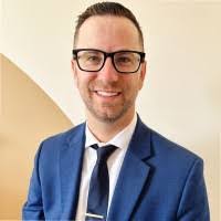 Kyle Loney's Instagram, Twitter & Facebook