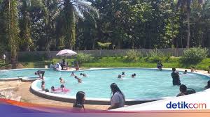 Nah demikianlah informasi ulasan harga tiket the jungle waterpark bogor terbaru 2021 semoga informasi ini dapat berguna dan bermanfaat untuk kalian semua dan terima kasih juga telah berkunjung di situs serta tak lupa. Basah Basahan Di Sini Cukup Rp 10 Ribu Saja