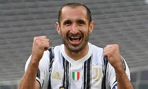 Del 12 giugno 2021 alle 17:42. Juve Ufficiale Chiellini Ha Rinnovato Per Due Stagioni Ancora Tante Pagine Da Scrivere Ilbianconero Com