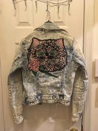 In this article i'm going to tell you about how to iron on patches if this is something you are looking for then must read this article and share it. T Shirt Graphic Into Back Patch How To Make A Patches Sewing On Cut Out Keep