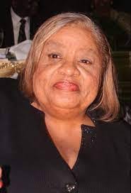 Hattie Daniels's Instagram, Twitter & Facebook