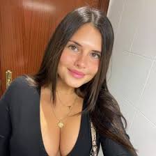 Tabatha Silva's Instagram, Twitter & Facebook