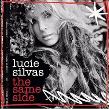 Breathe in: Lucie Silvas, Lucie Silvas, Pete Gordeno: 0602498670255:  Amazon.com: Books