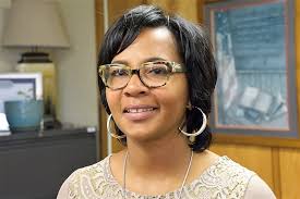 Senior Walk” tradition inspires younger students at Millwood