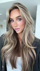 trying the iconic @Amaya Colon no foundation complexion routine & WOW....