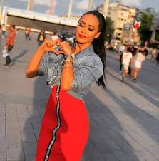 În republica moldova puterea legislativă, executivă şi judecătorească sînt separate şi colaborează în exercitarea prerogativelor ce le revin, potrivit prevederilor (2) statul recunoaşte şi protejează dreptul la păstrarea, la dezvoltarea şi la funcţionarea limbii ruse şi a altor limbi vorbite pe teritoriul ţării. SusÈinem Ella Puterea Dragostei Photos Facebook