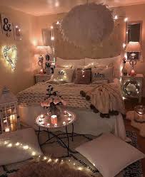 15 Inspiring Romantic Room Decor For Surprise Your Lover S Decor Inspiring Lover Romantic Surprise Roomdecor Bedroom Decor Bedroom Design Room Decor