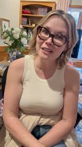 Maureen Donato's Instagram, Twitter & Facebook