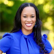 Raisha Smith: Empowers dope women