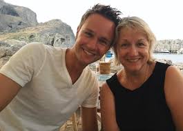 La seule chose importante que j'avais à lui demander!» Cyril Feraud Bon Anniversaire Ma Maman Dont Je Suis Facebook