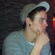 Christian Kort's Instagram, Twitter & Facebook