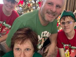 Fundraiser for Beth McMichael by Alex Pate : Help Chris McMichael in his  fight!