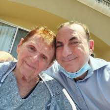 Marvin Epstein (@karmamarv) • Instagram photos and videos