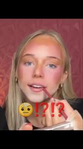 @gianna I wish someone made an edit of this because this moment is SO  UNDERRATED!!! so I edited for the first time, anyways she ate so hard,  Gianna stories are so interesting and fun and that ex ...