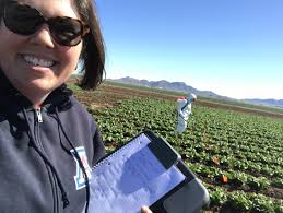 Elizabeth Foster (@AZORranchgirl)